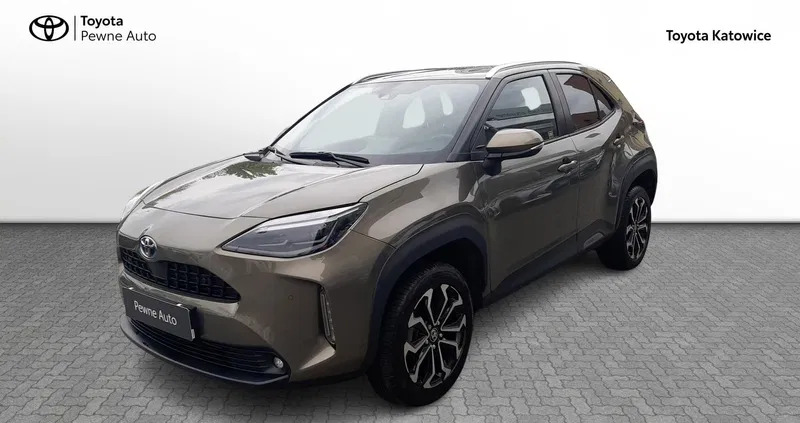 toyota puszczykowo Toyota Yaris Cross cena 108800 przebieg: 31830, rok produkcji 2022 z Puszczykowo